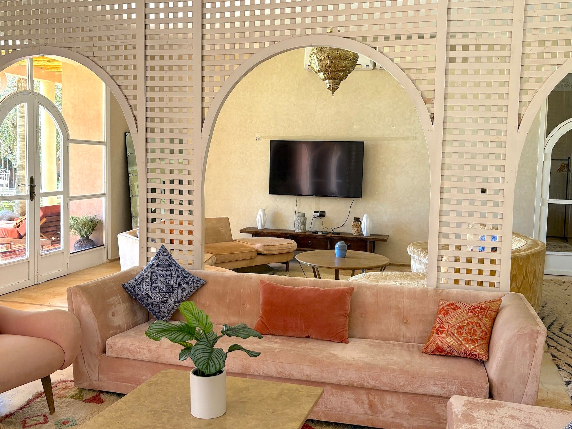Palais Bohemia - The French Concierge