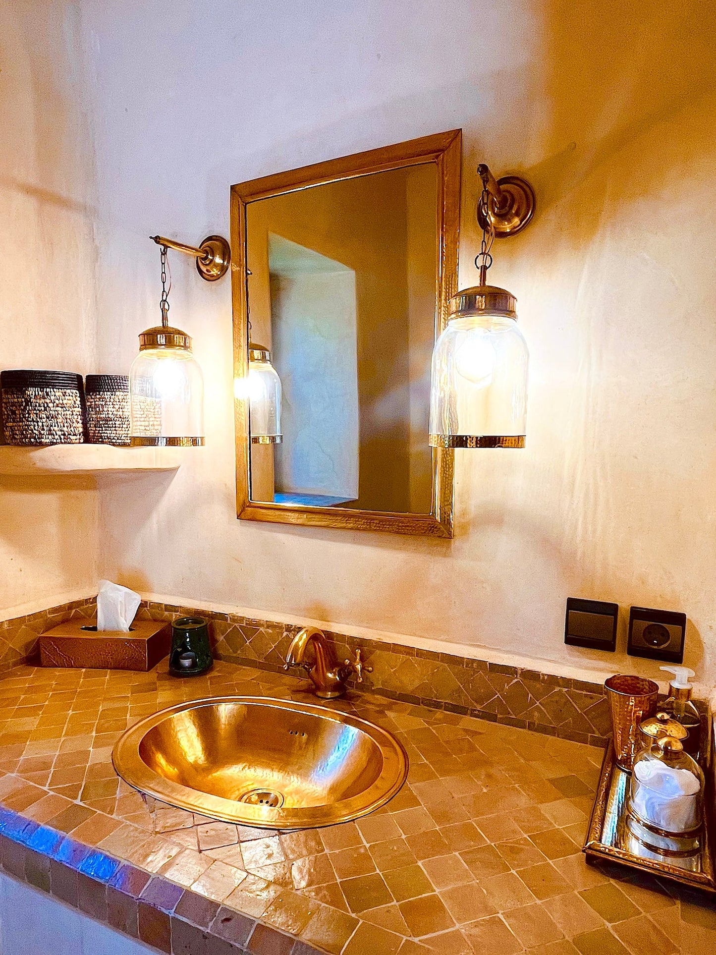 Palais Bouchka - The French Concierge
