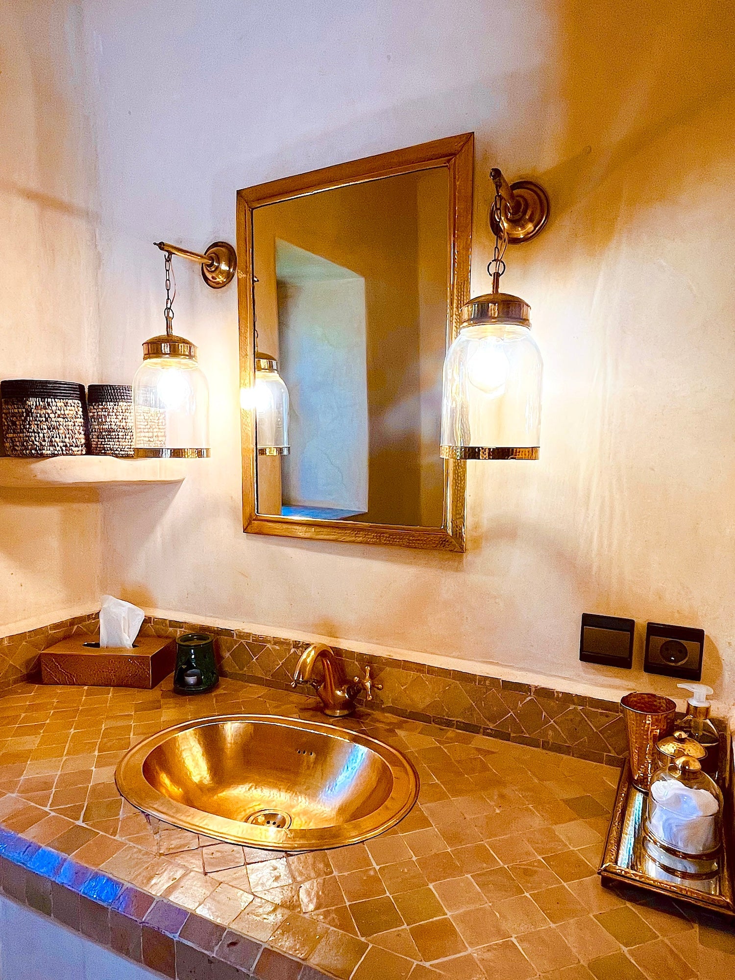 Palais Bouchka - The French Concierge