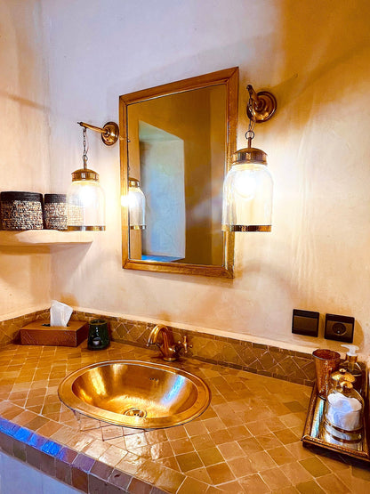 Palais Bouchka - The French Concierge