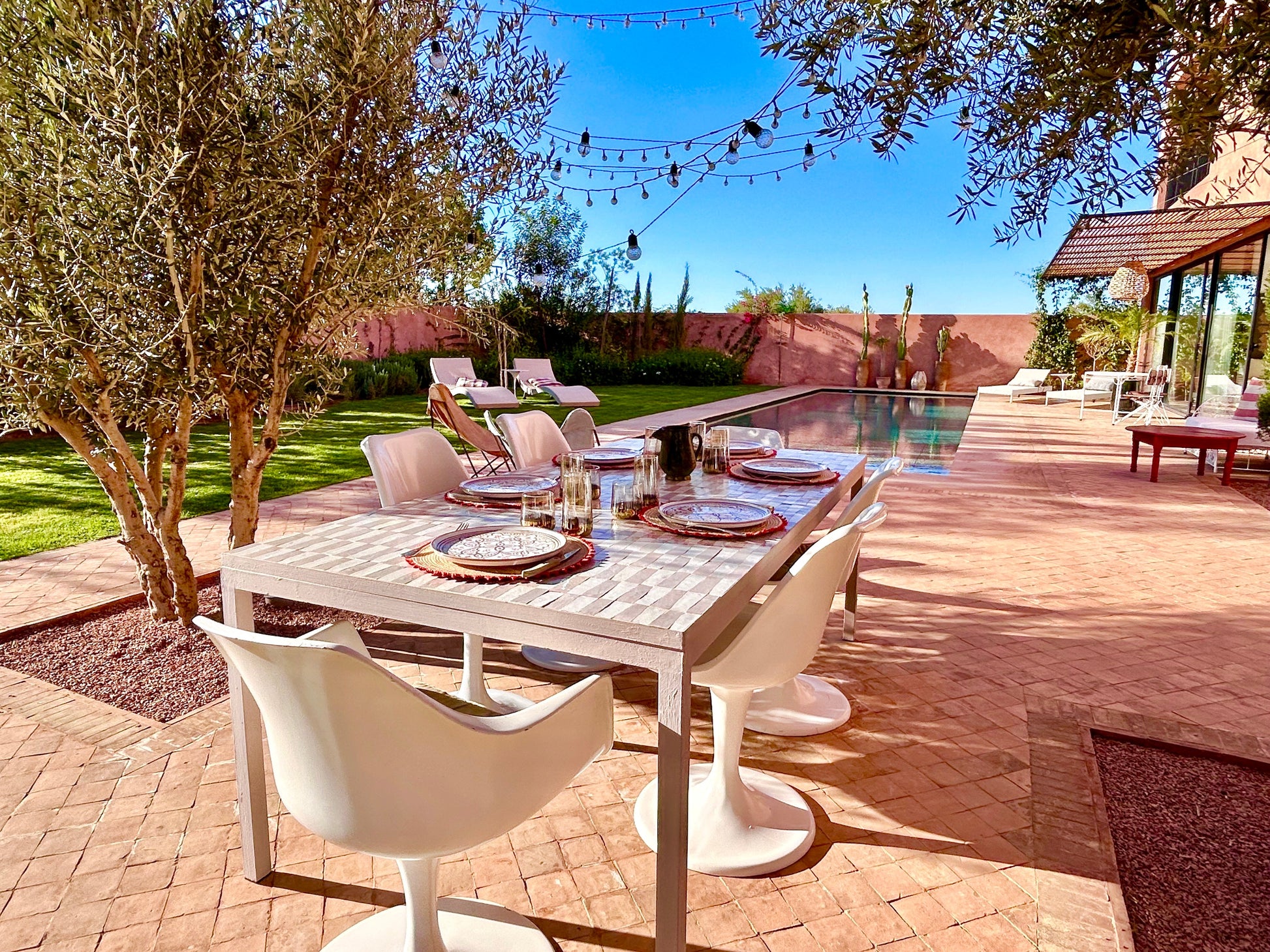 Palais Celeste - The French Concierge