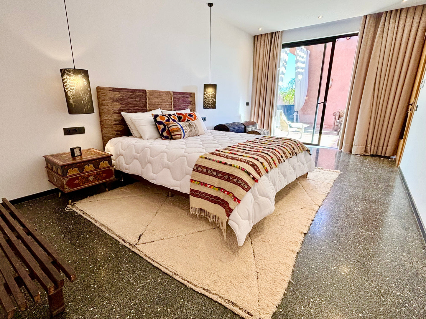 Palais Celeste - The French Concierge