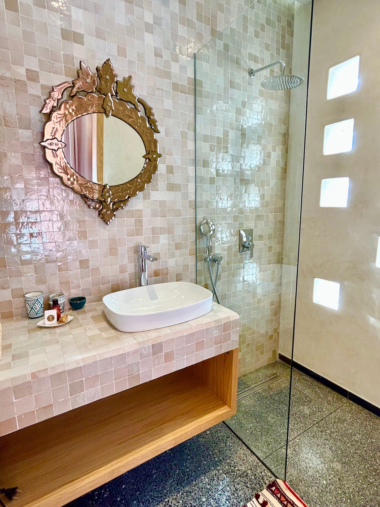 Palais Celeste - The French Concierge
