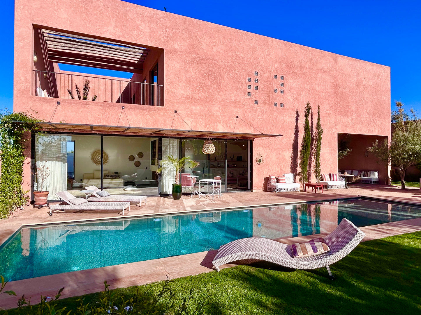 Palais Celeste - The French Concierge