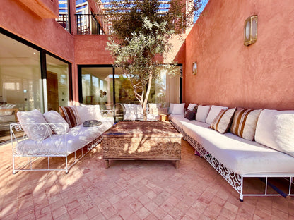 Palais Celeste - The French Concierge