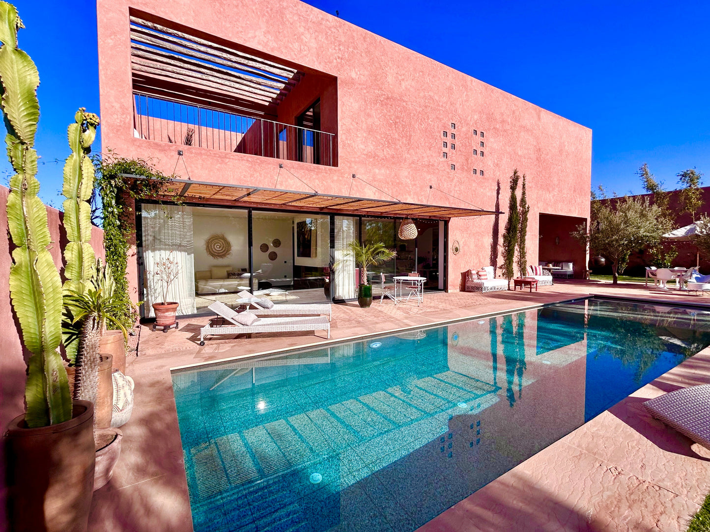 Palais Celeste - The French Concierge