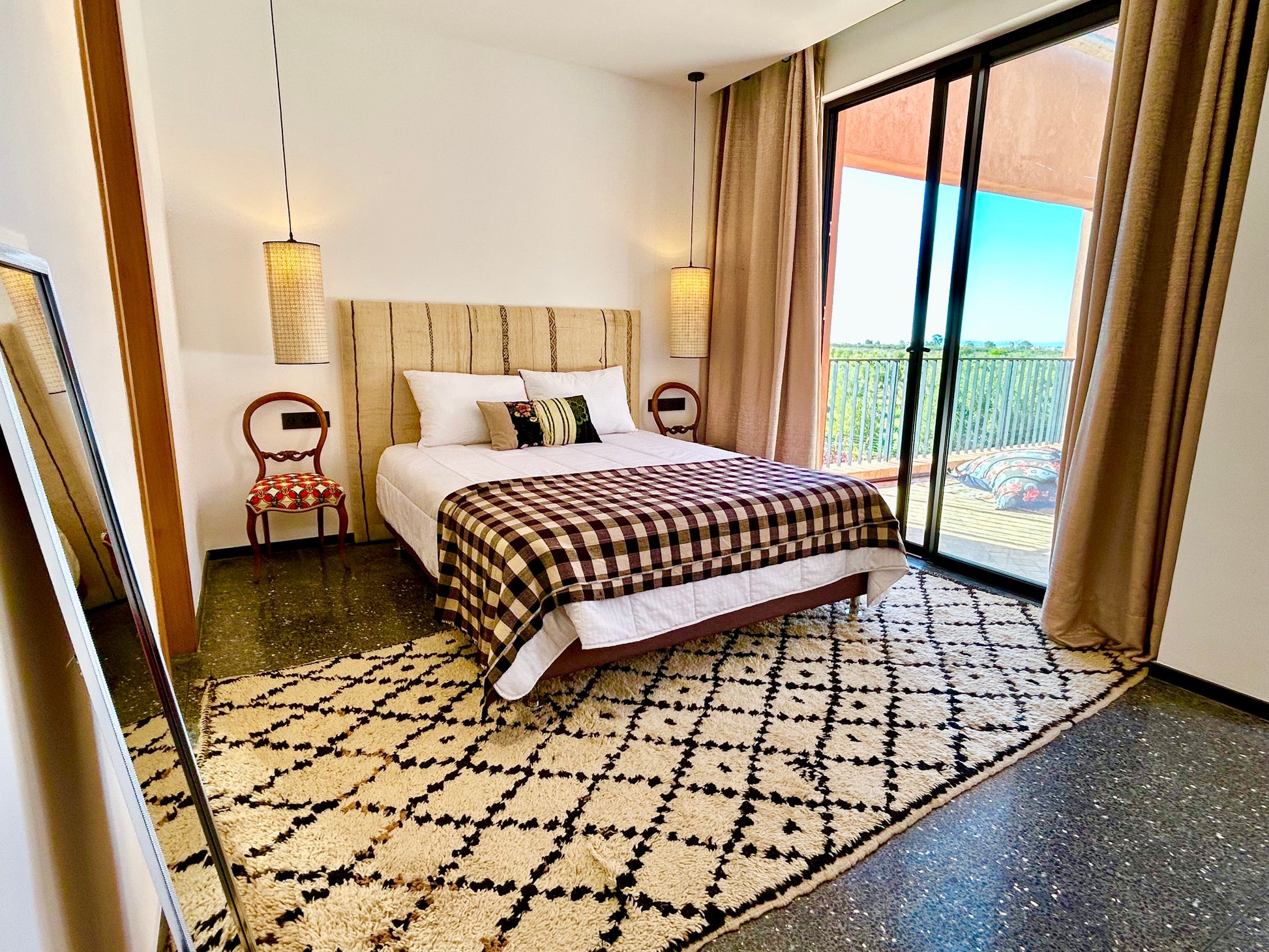 Palais Celeste - The French Concierge