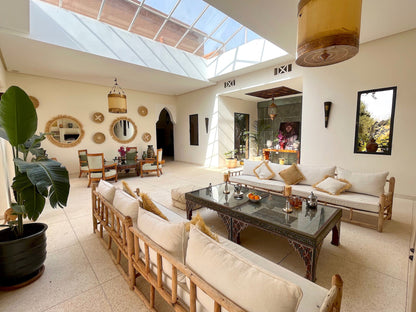 Palais Debora - The French Concierge
