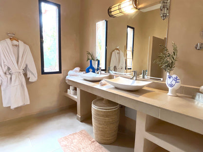 Palais Debora - The French Concierge