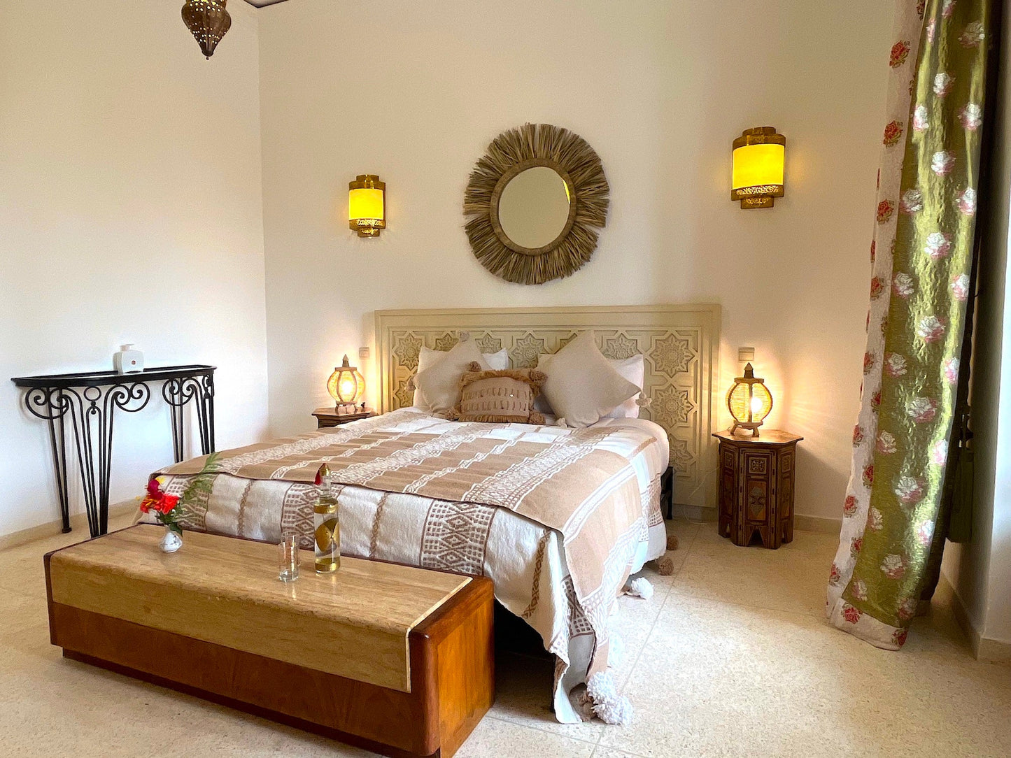 Palais Debora - The French Concierge