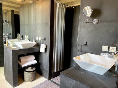 Palais Debora - The French Concierge