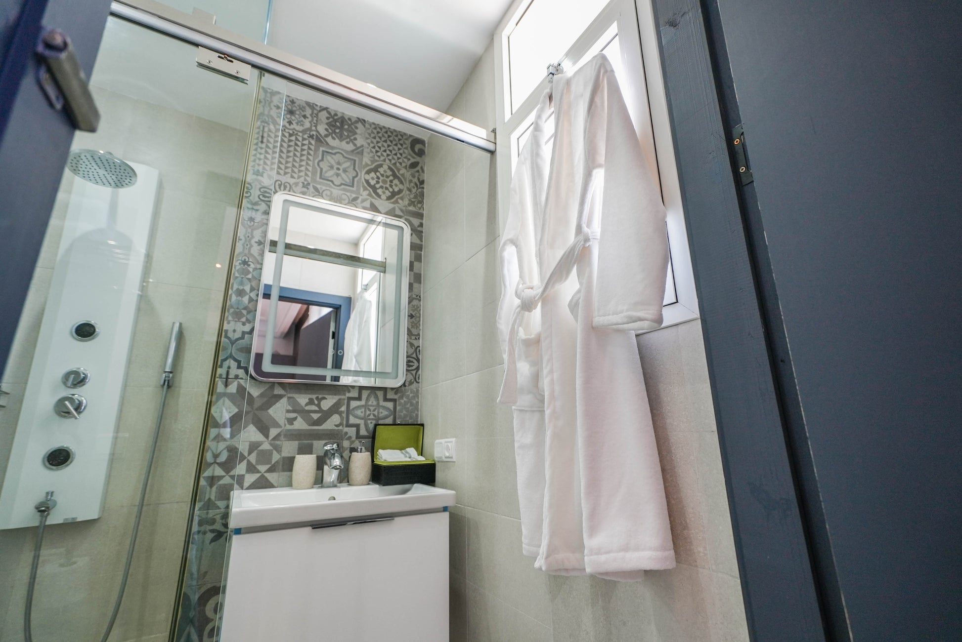 Palais Elya - The French Concierge