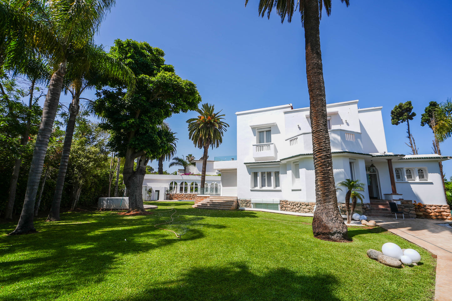 Palais Elya - The French Concierge