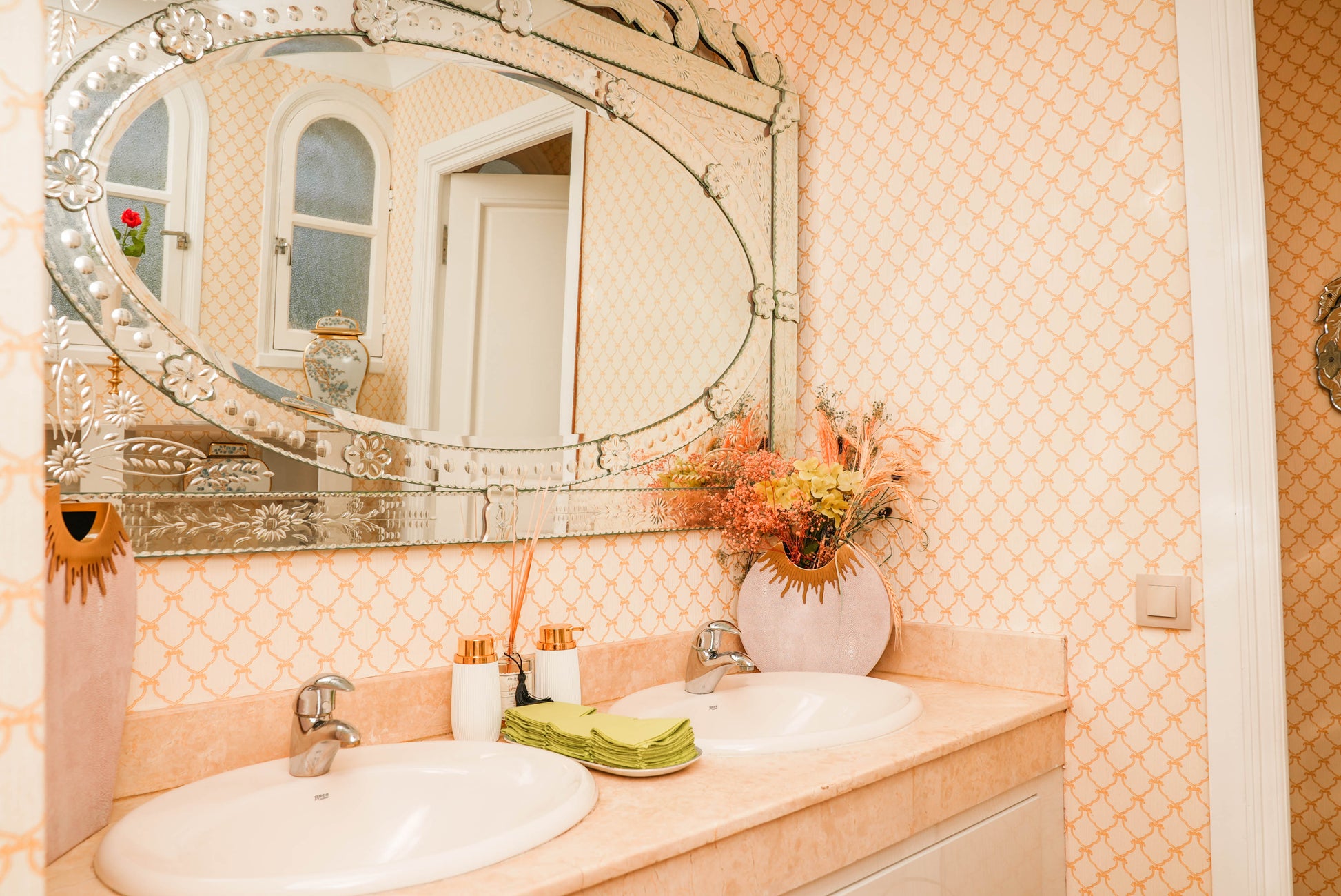 Palais Elya - The French Concierge