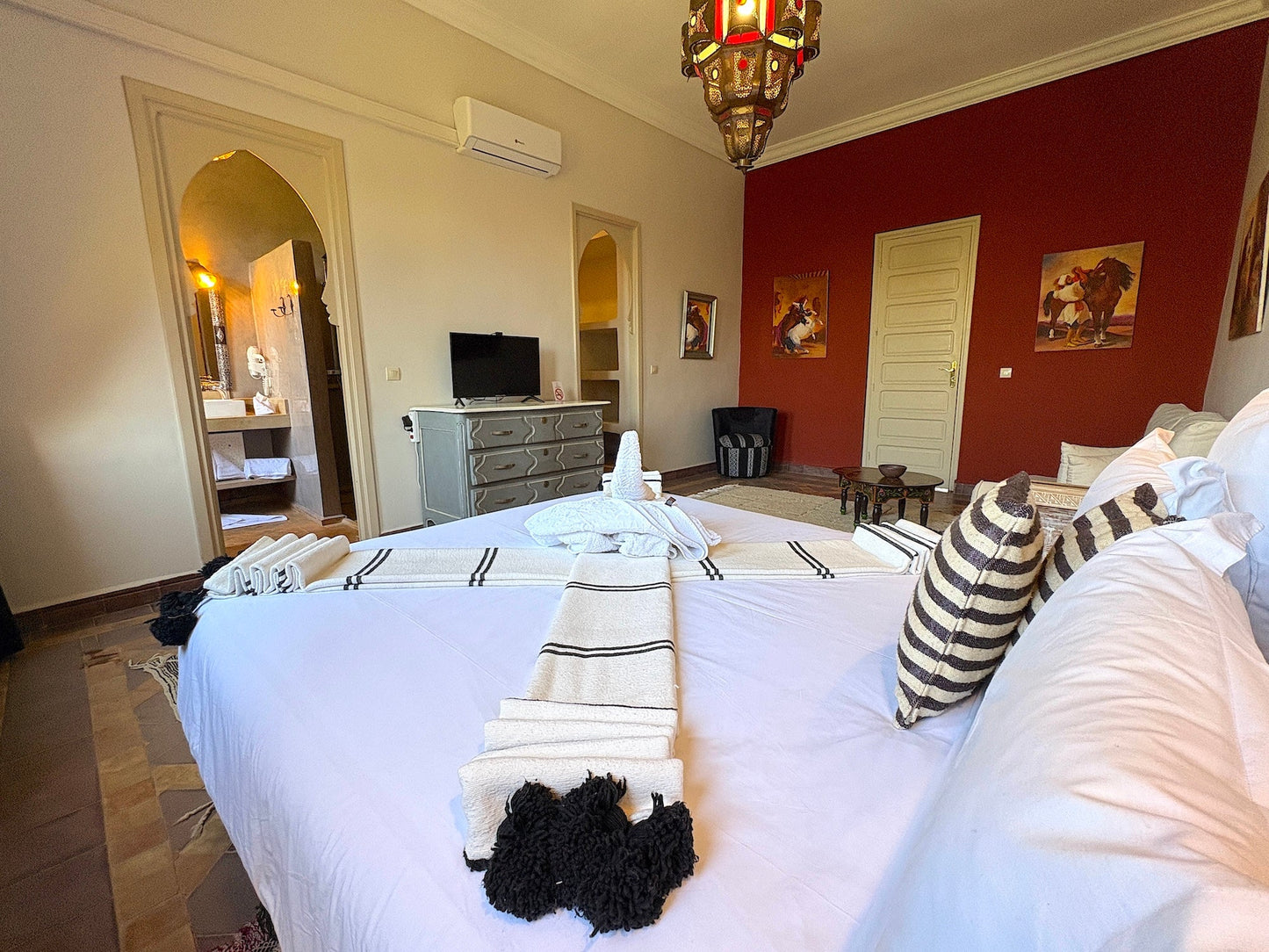 Palais Khemia - The French Concierge