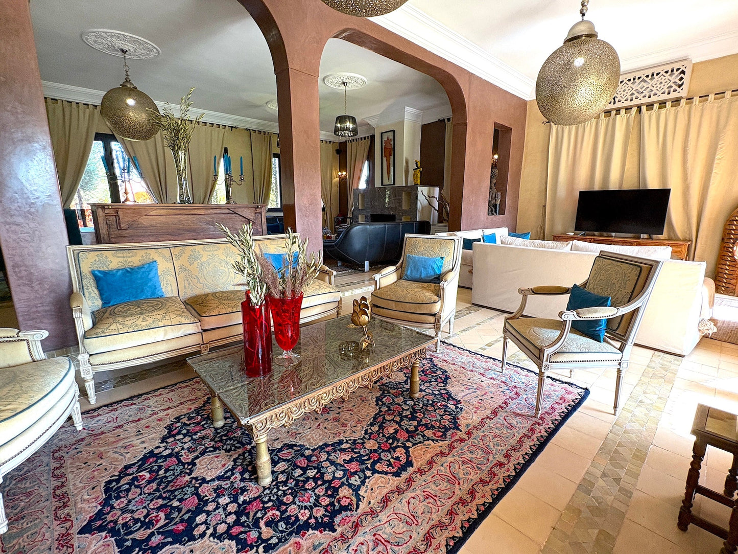 Palais Khemia - The French Concierge