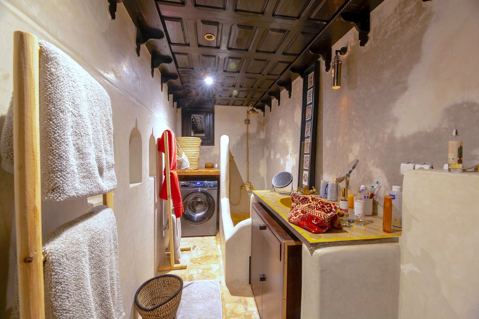 Palais Laila - The French Concierge