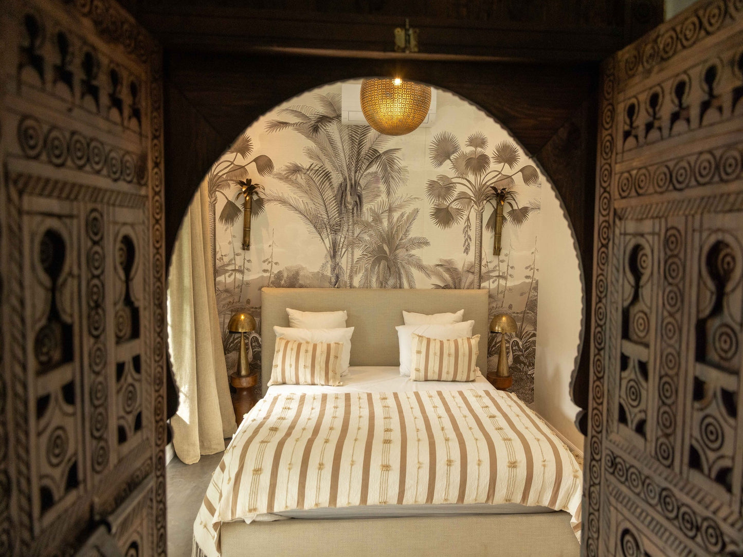 Palais Lana - The French Concierge