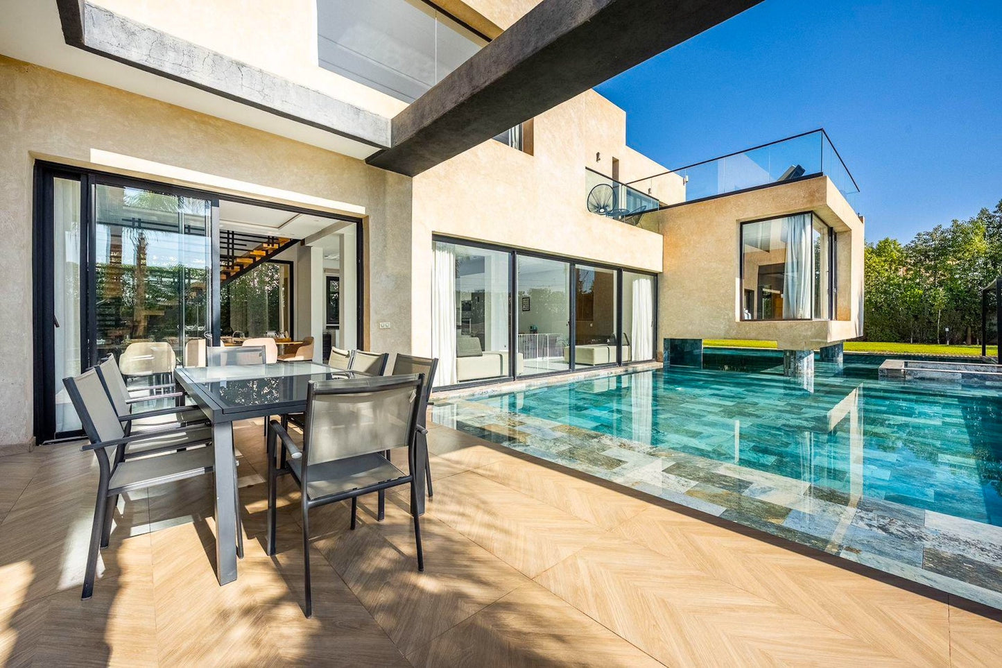 Palais Mahora - The French Concierge