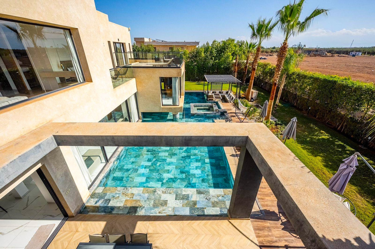 Palais Mahora - The French Concierge