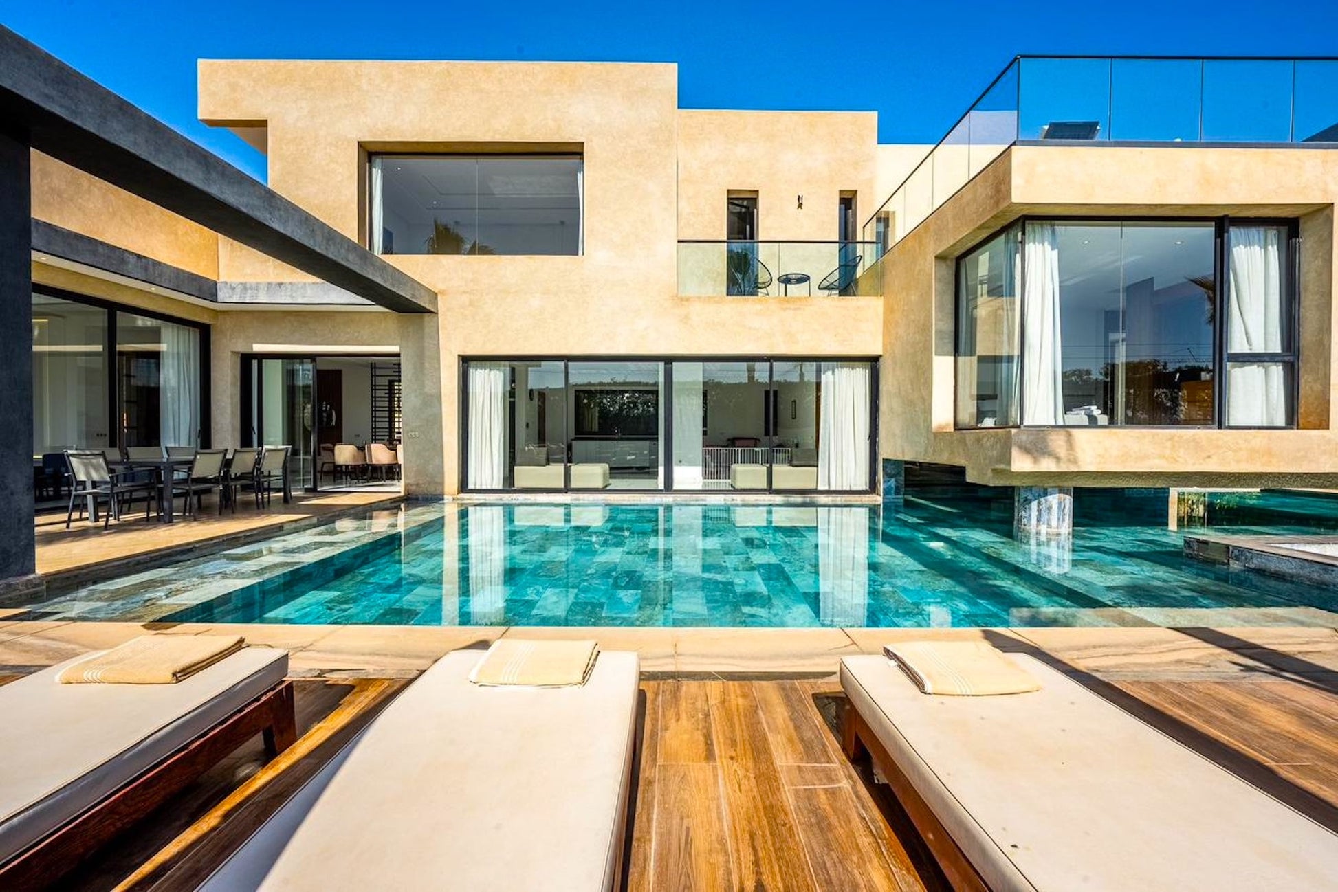 Palais Mahora - The French Concierge