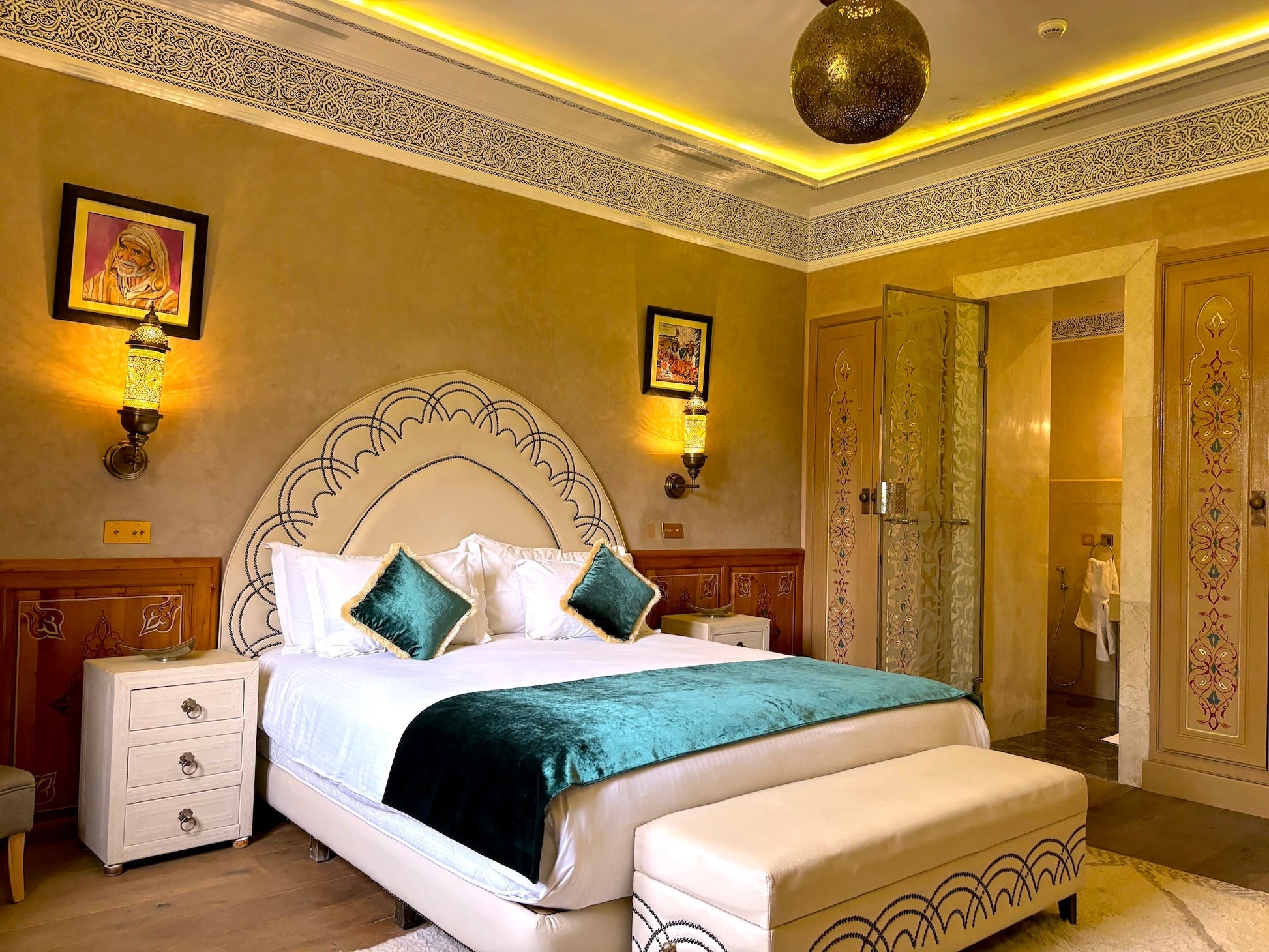 Palais Mars - The French Concierge