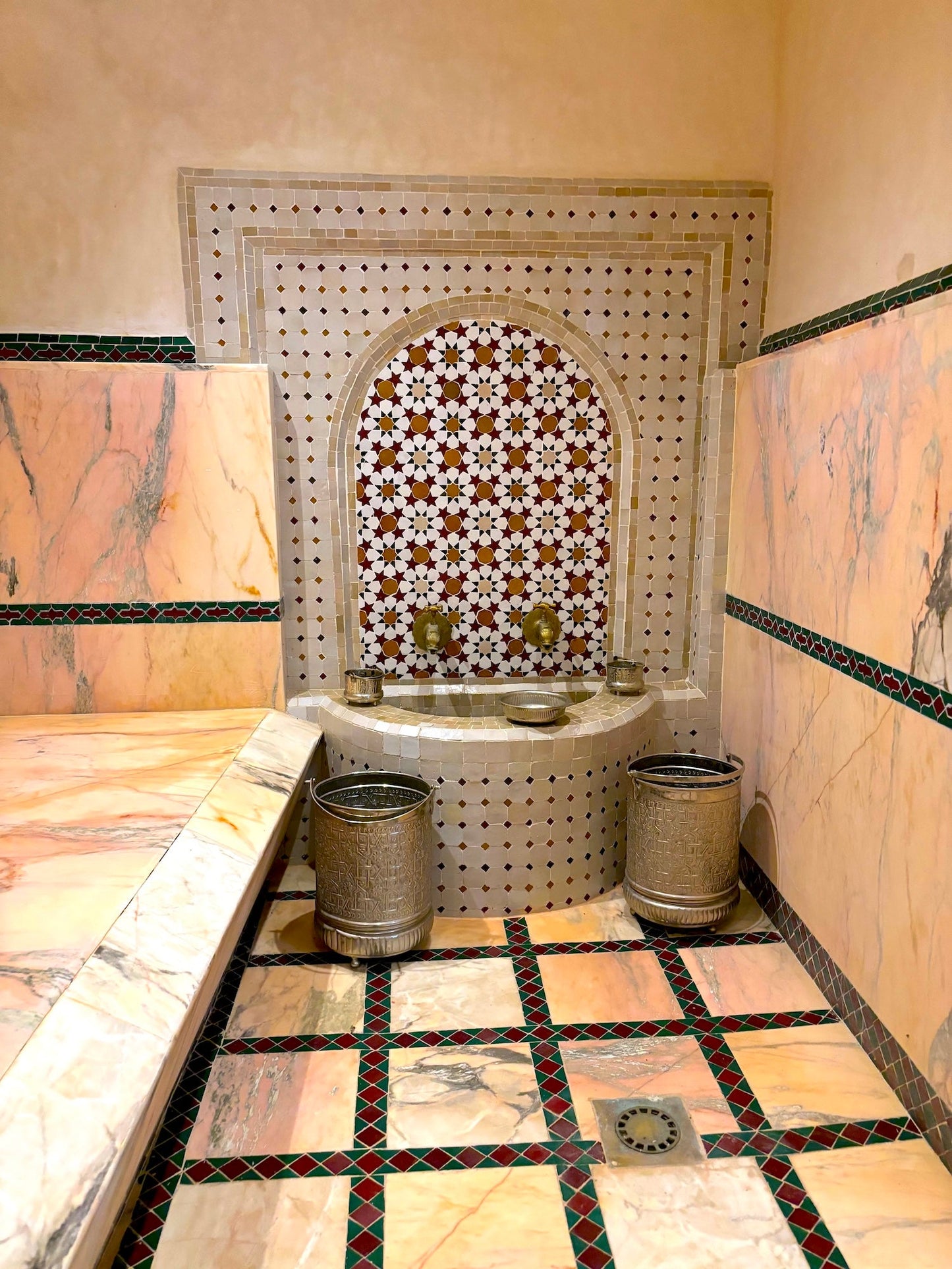 Palais Mars - The French Concierge