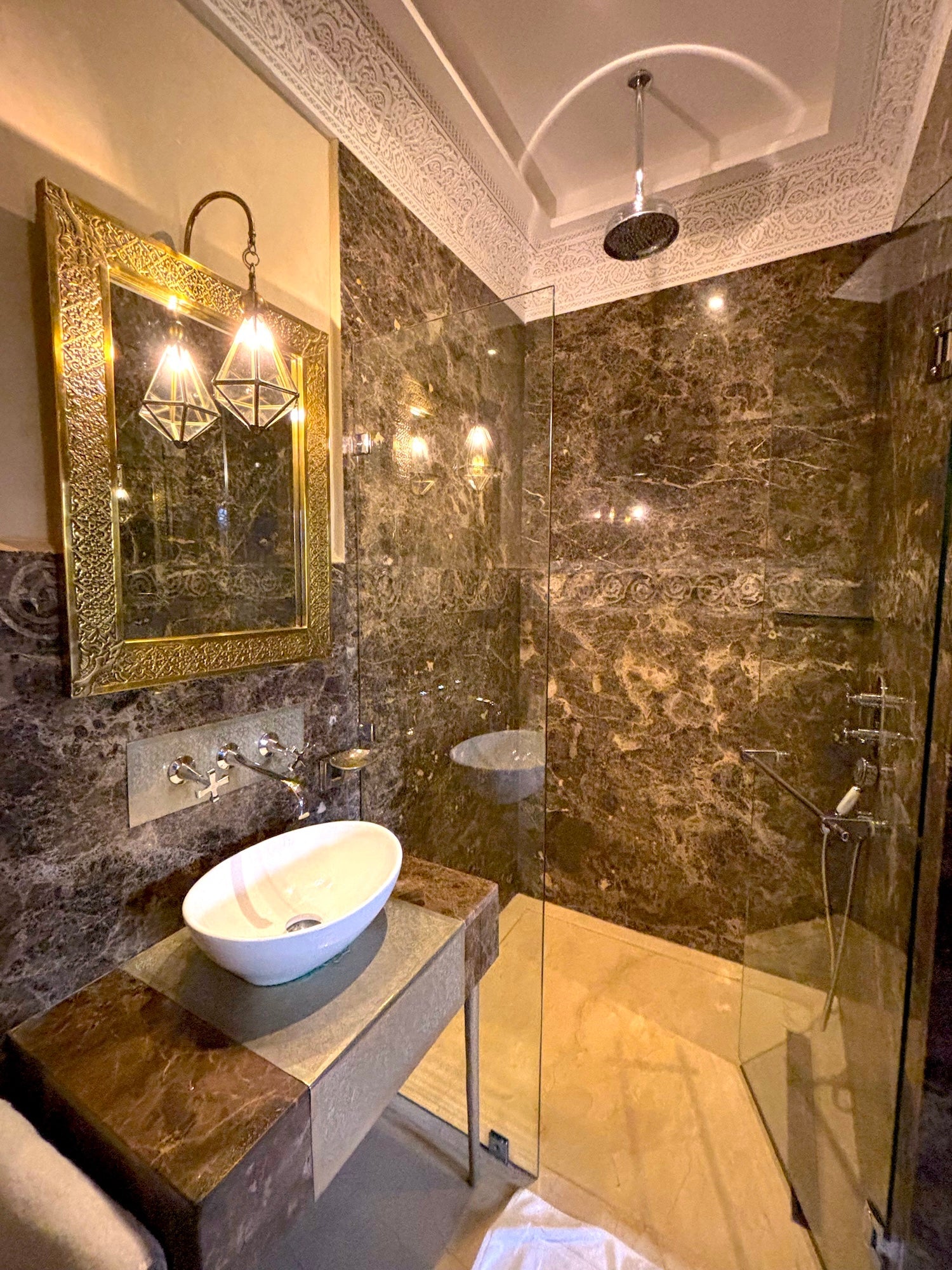 Palais Mars - The French Concierge