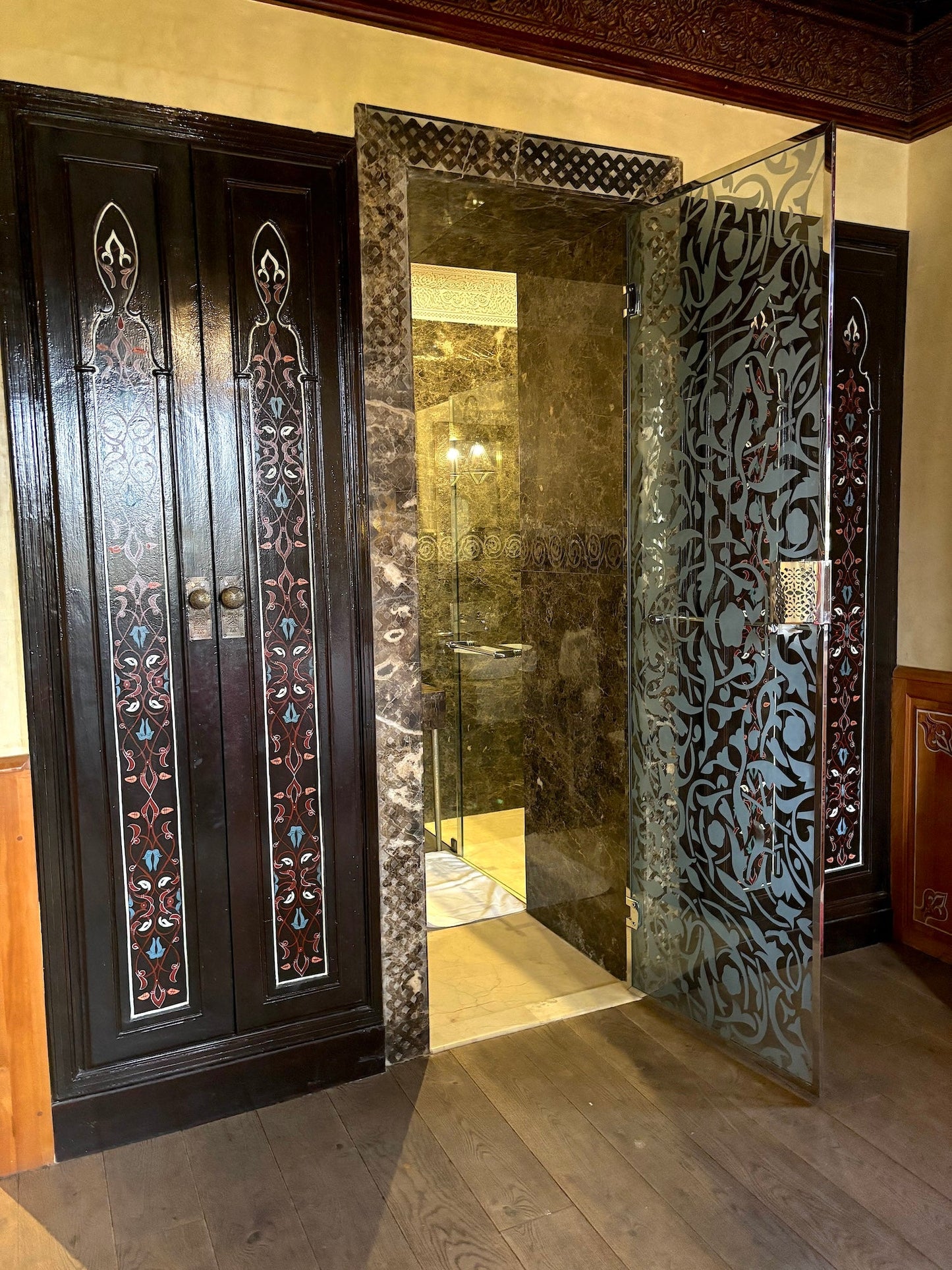 Palais Mars - The French Concierge