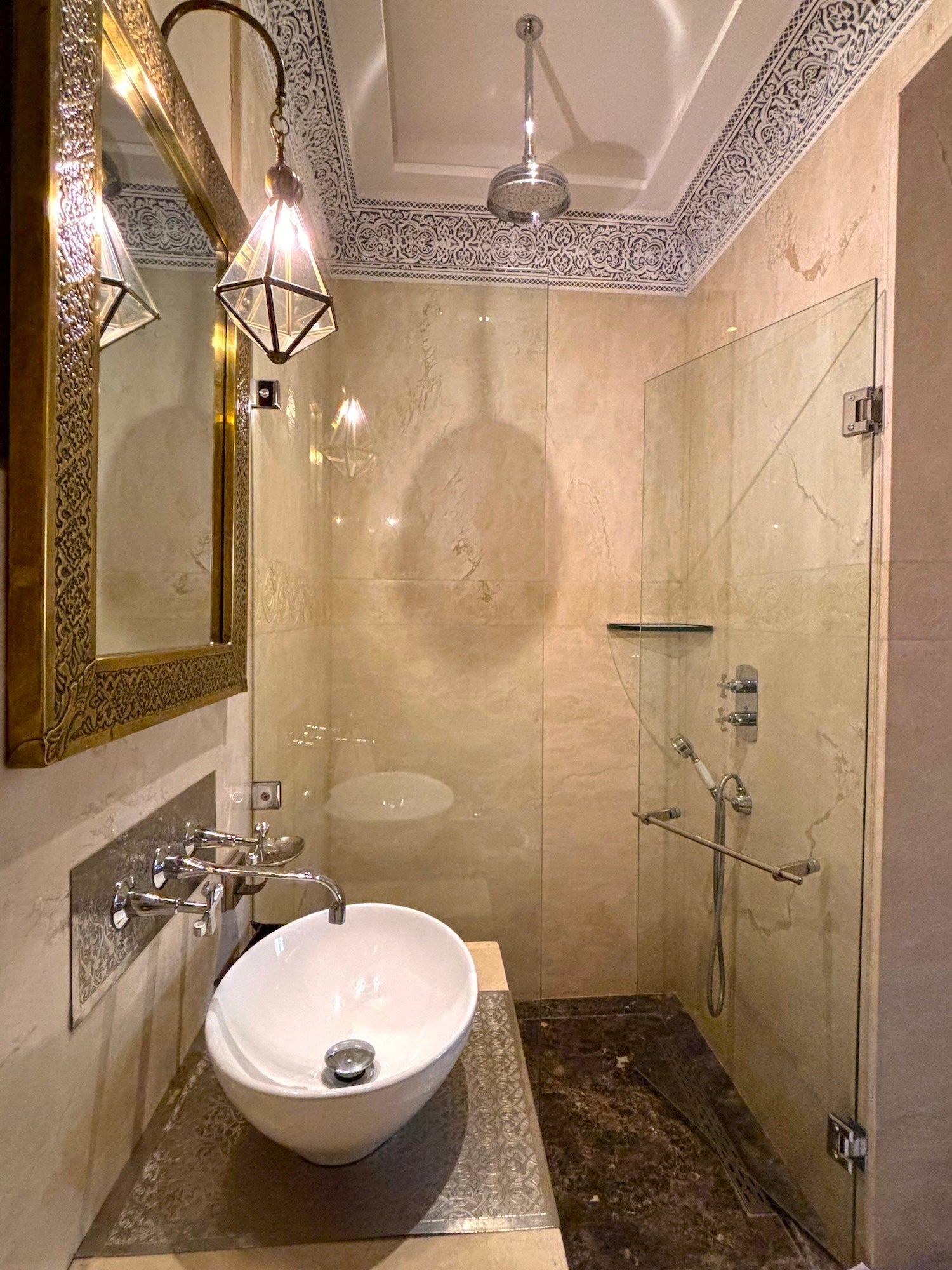 Palais Mars - The French Concierge