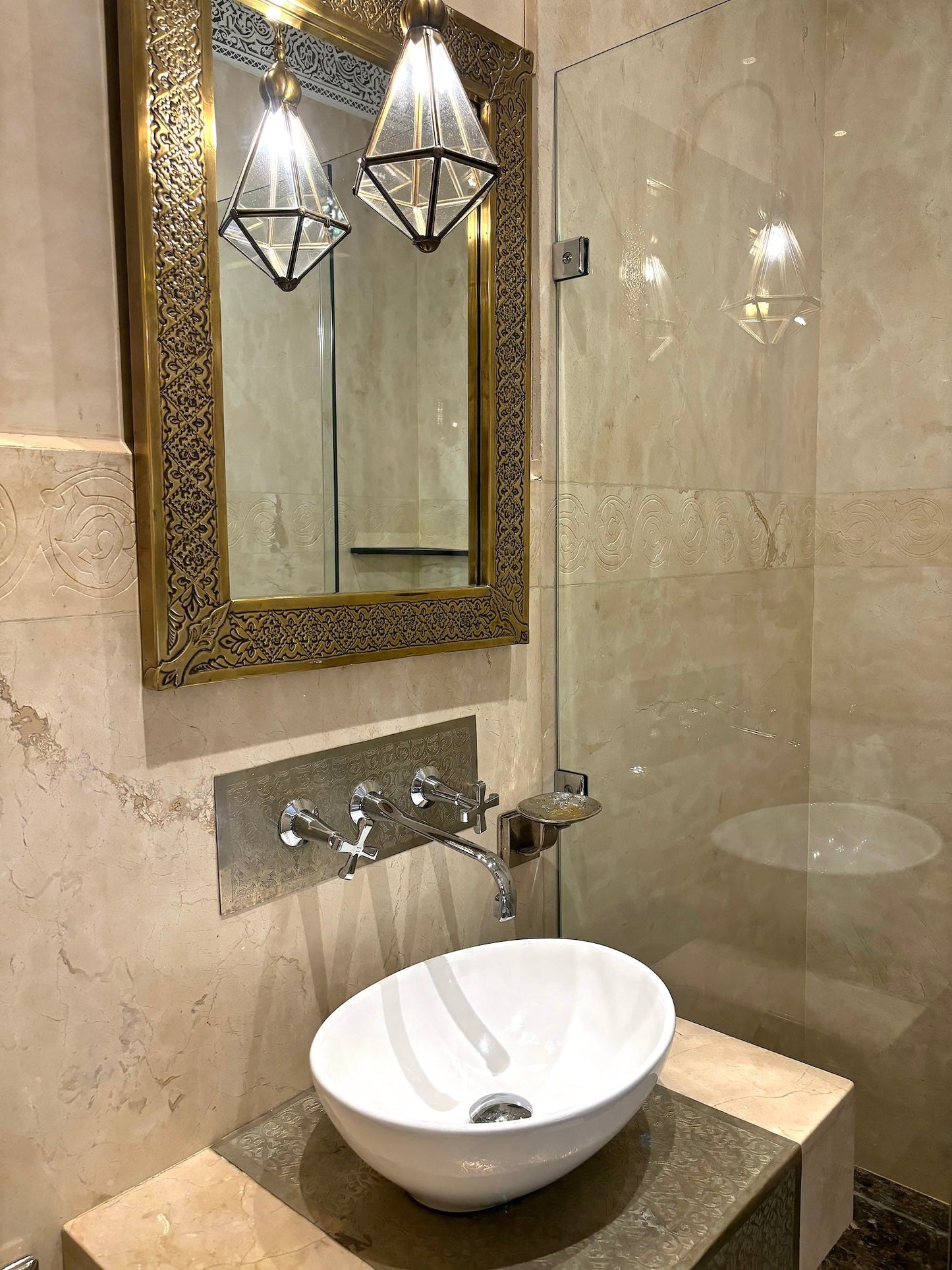 Palais Mars - The French Concierge