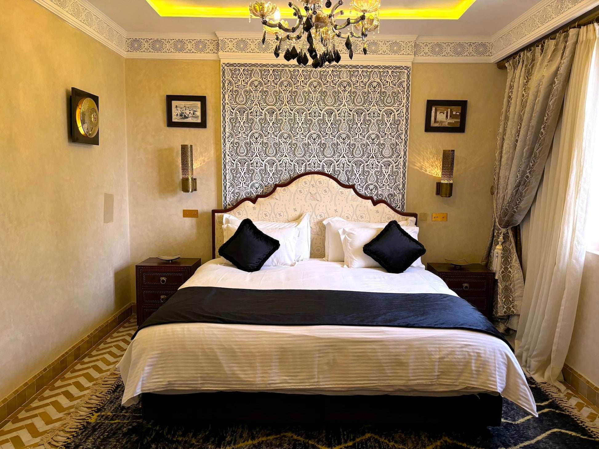Palais Mars - The French Concierge