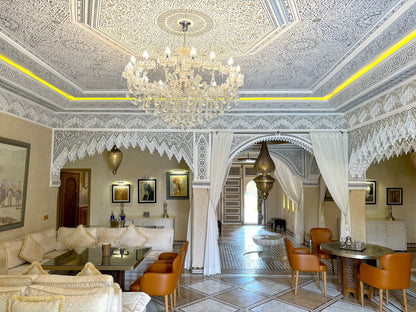 Palais Mars - The French Concierge
