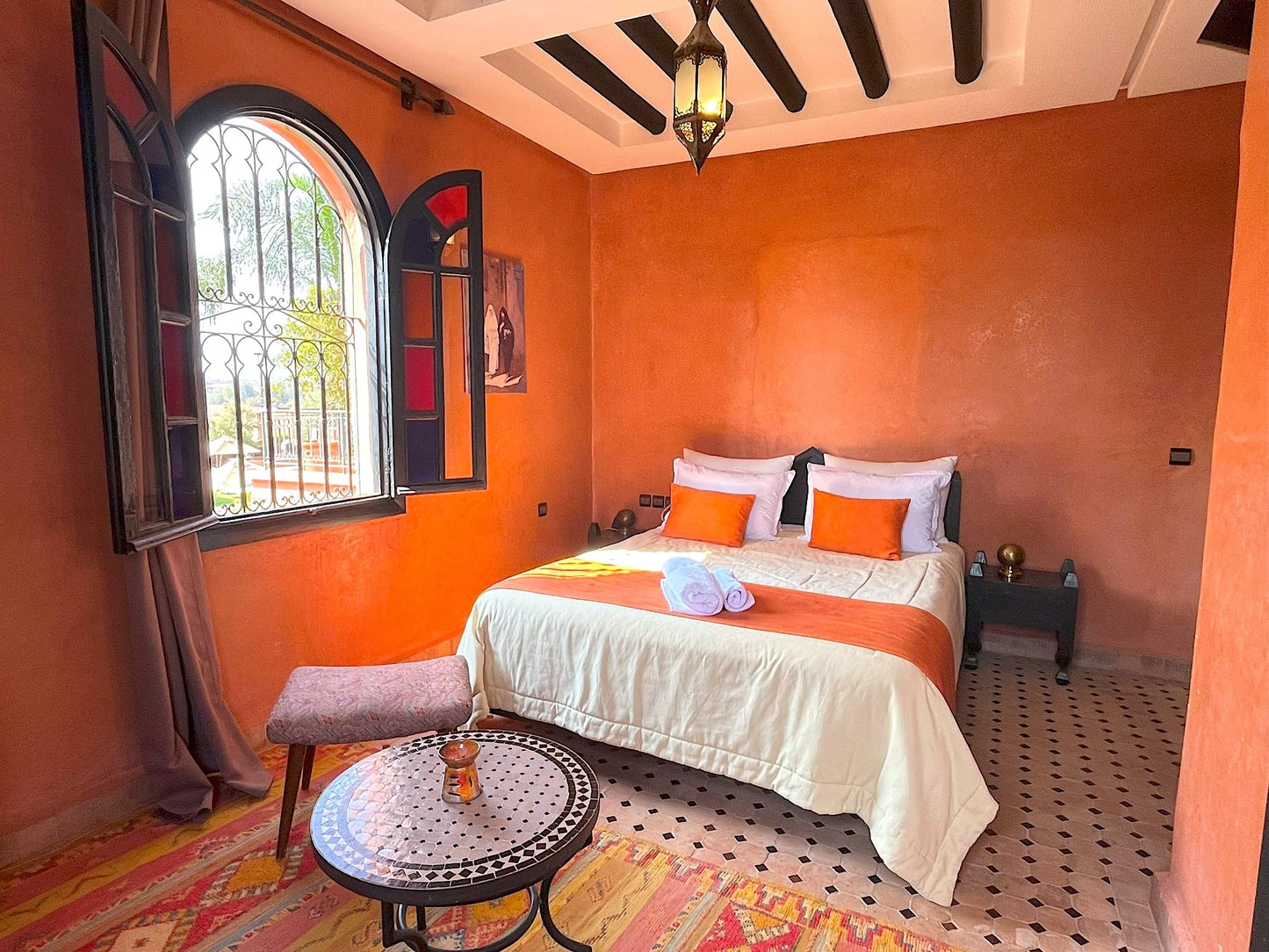 Palais Ona - The French Concierge