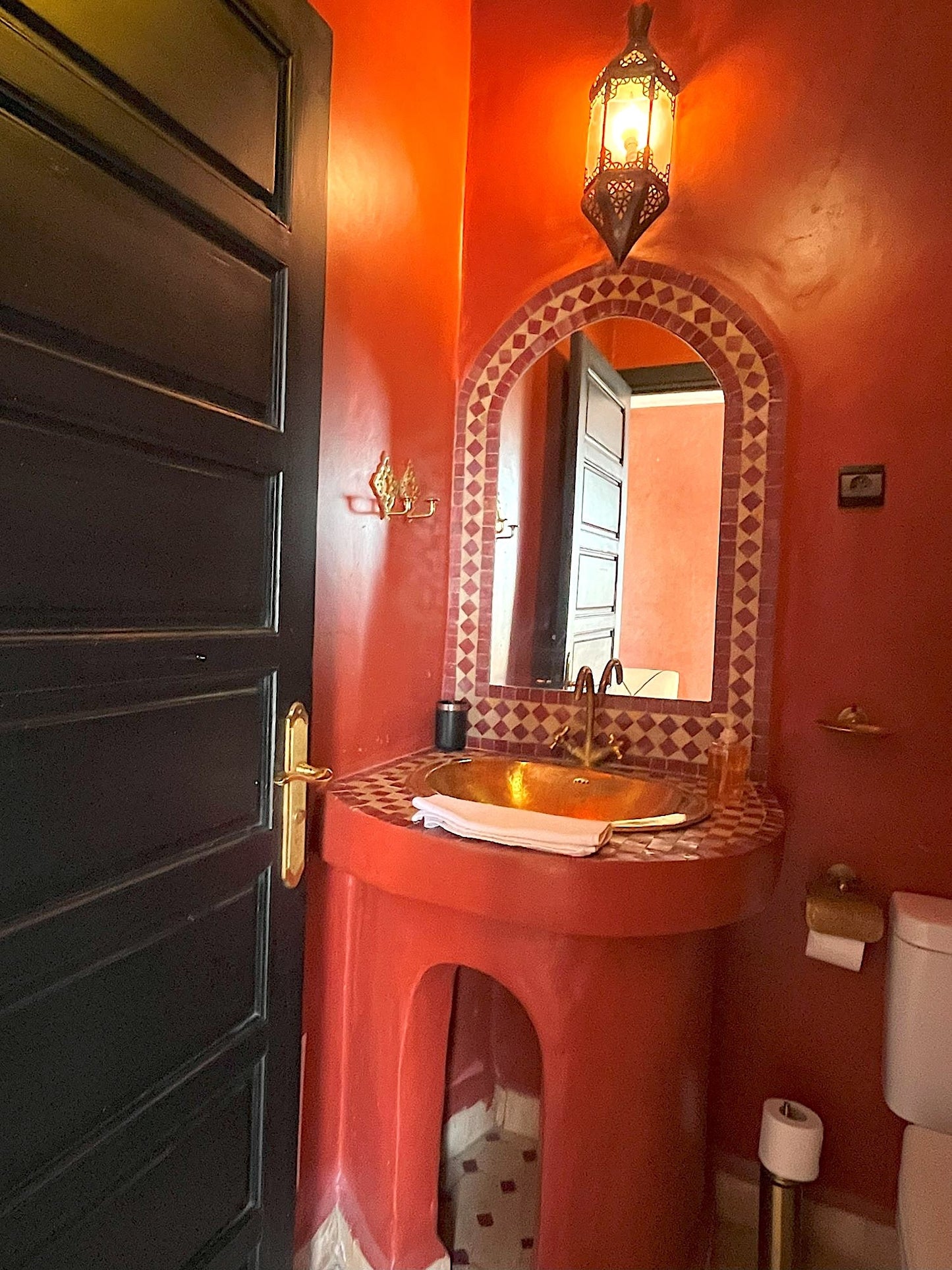 Palais Ona - The French Concierge