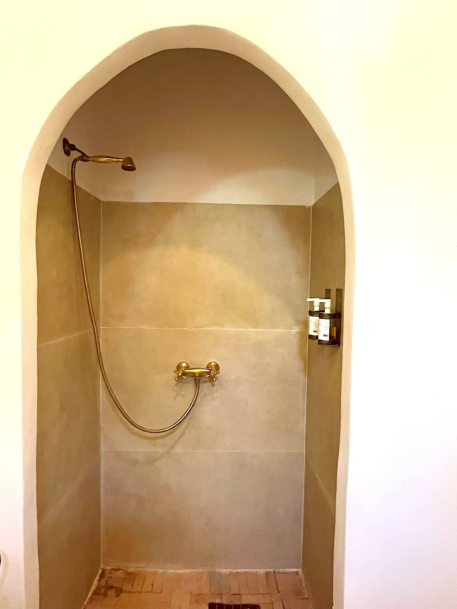 Palais Ona - The French Concierge