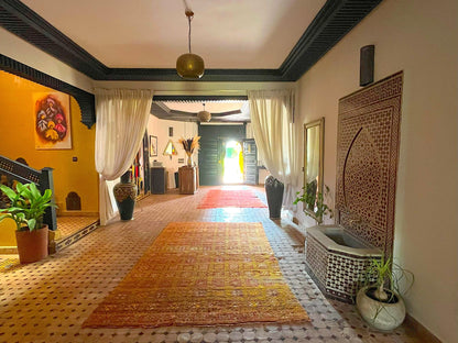 Palais Ona - The French Concierge