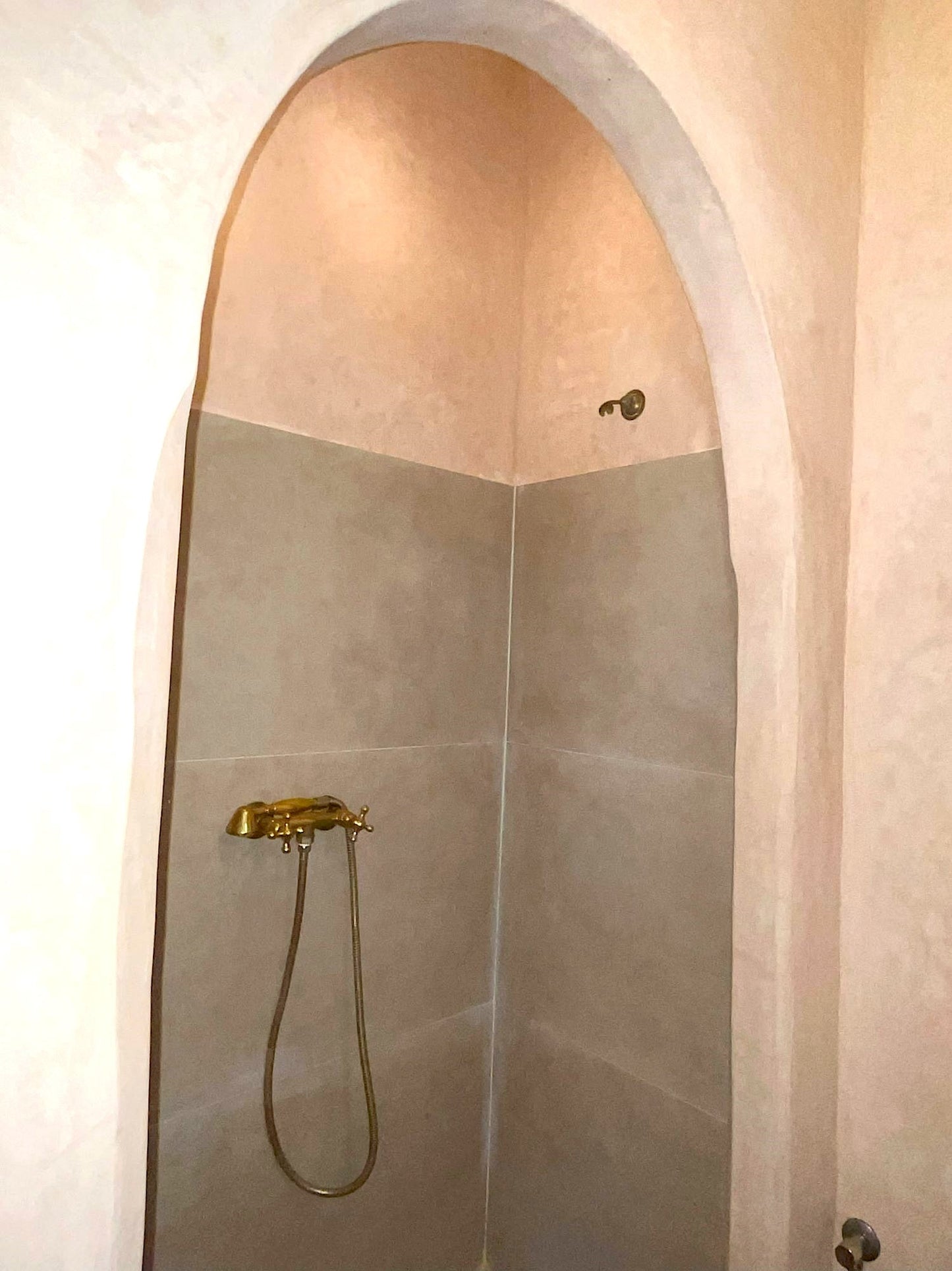 Palais Ona - The French Concierge