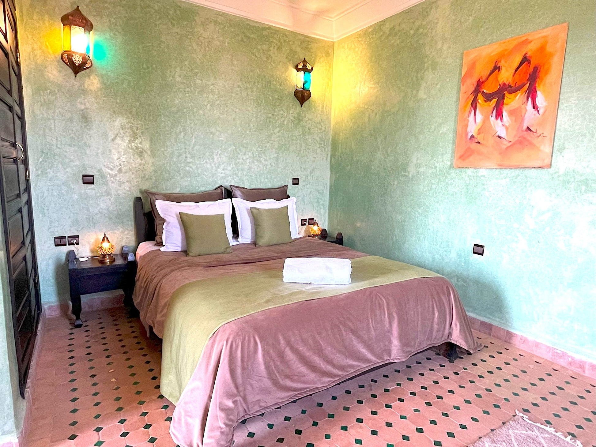 Palais Ona - The French Concierge