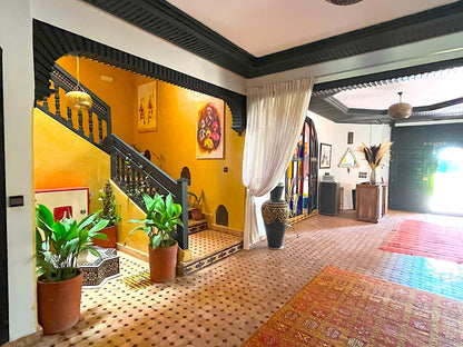 Palais Ona - The French Concierge