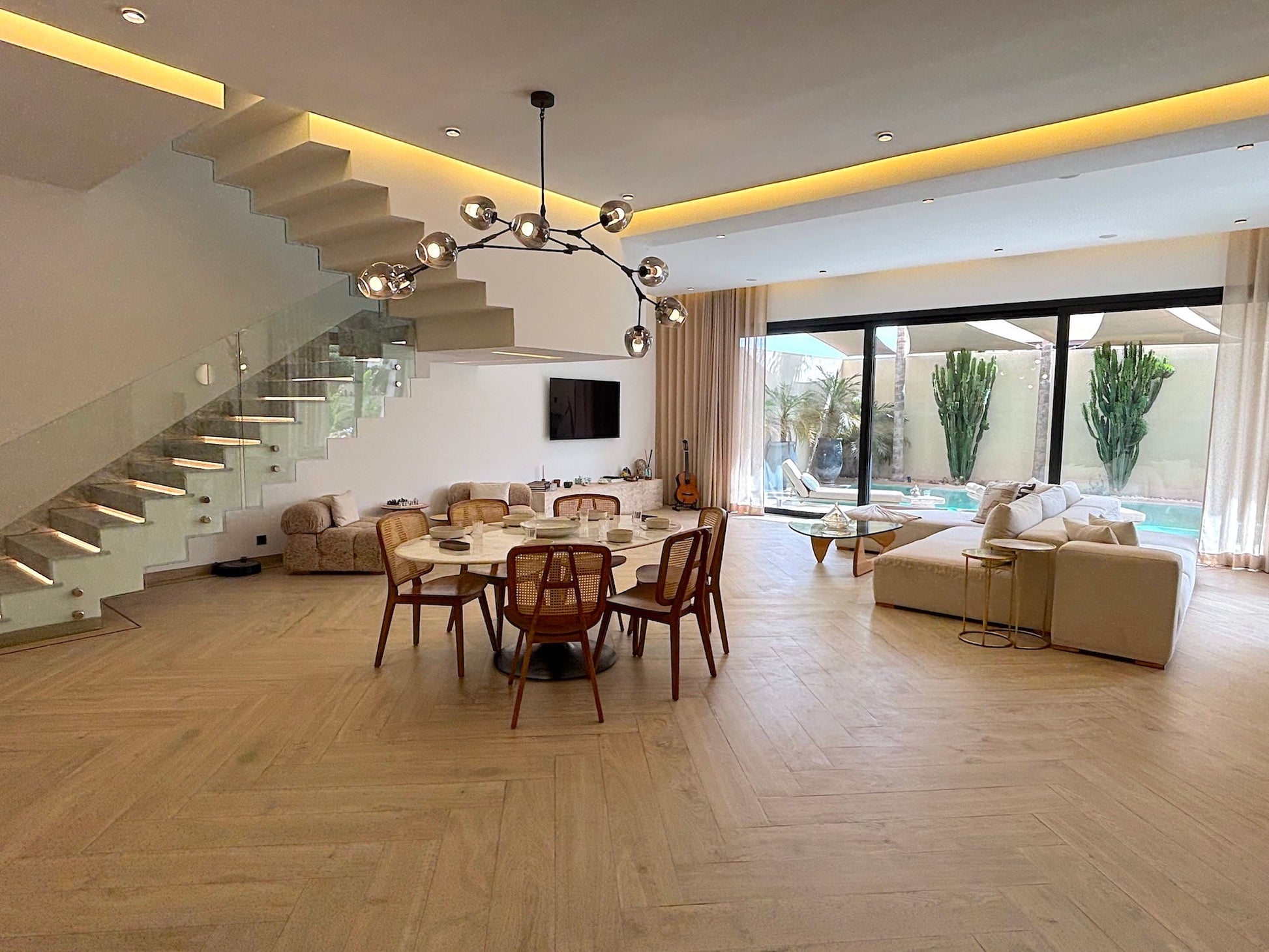 Palais Oyena - The French Concierge