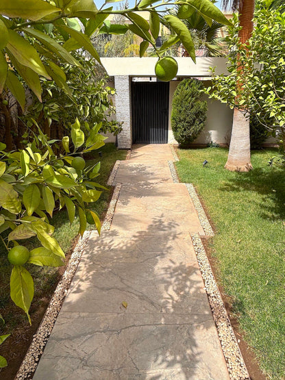 Palais Oyena - The French Concierge