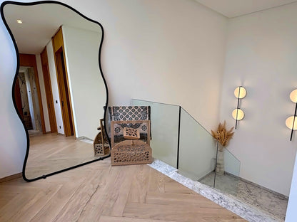 Palais Oyena - The French Concierge