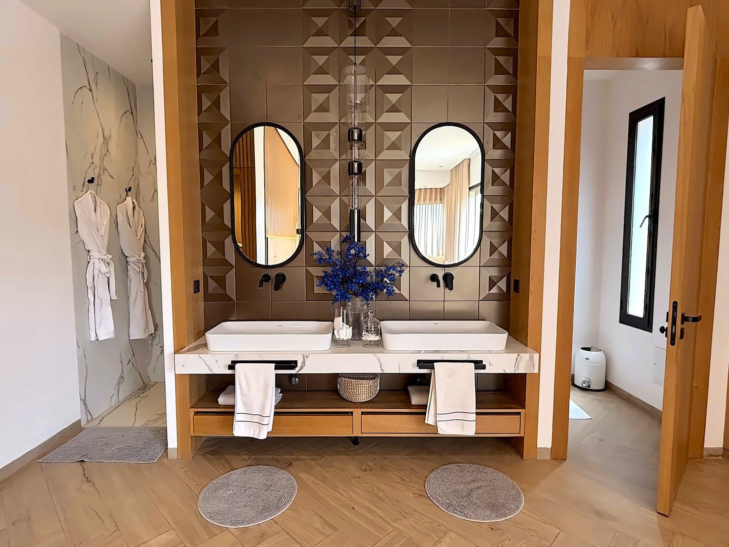 Palais Oyena - The French Concierge