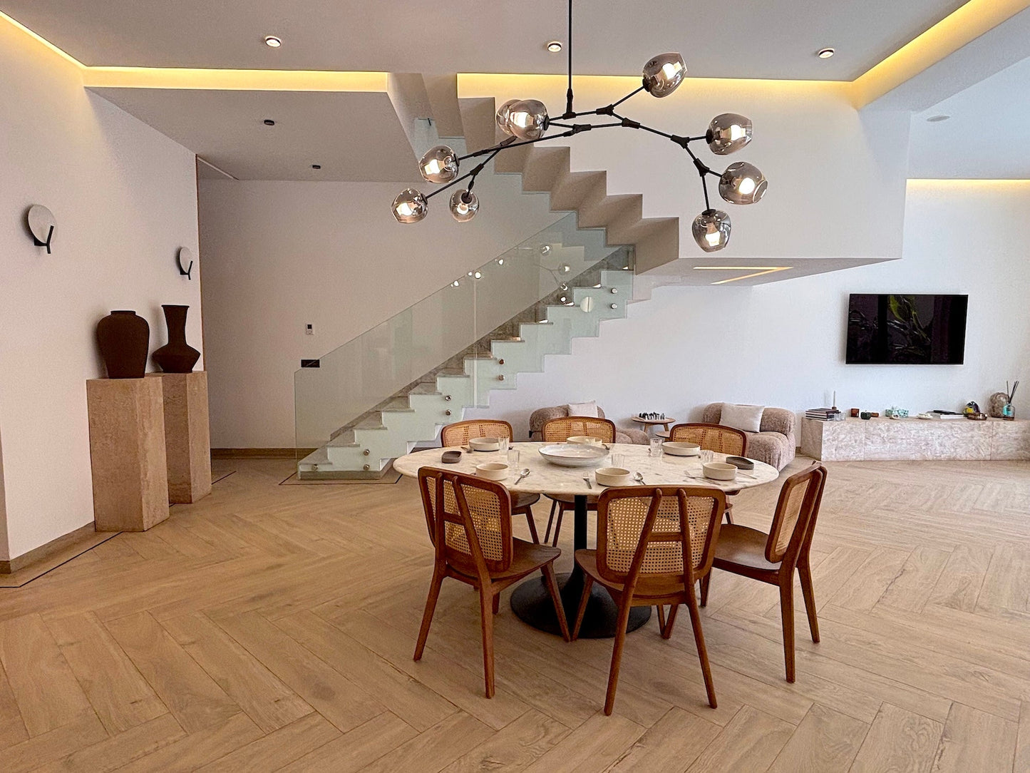 Palais Oyena - The French Concierge
