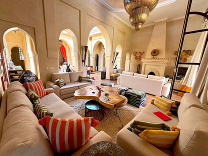 Palais Sena - The French Concierge