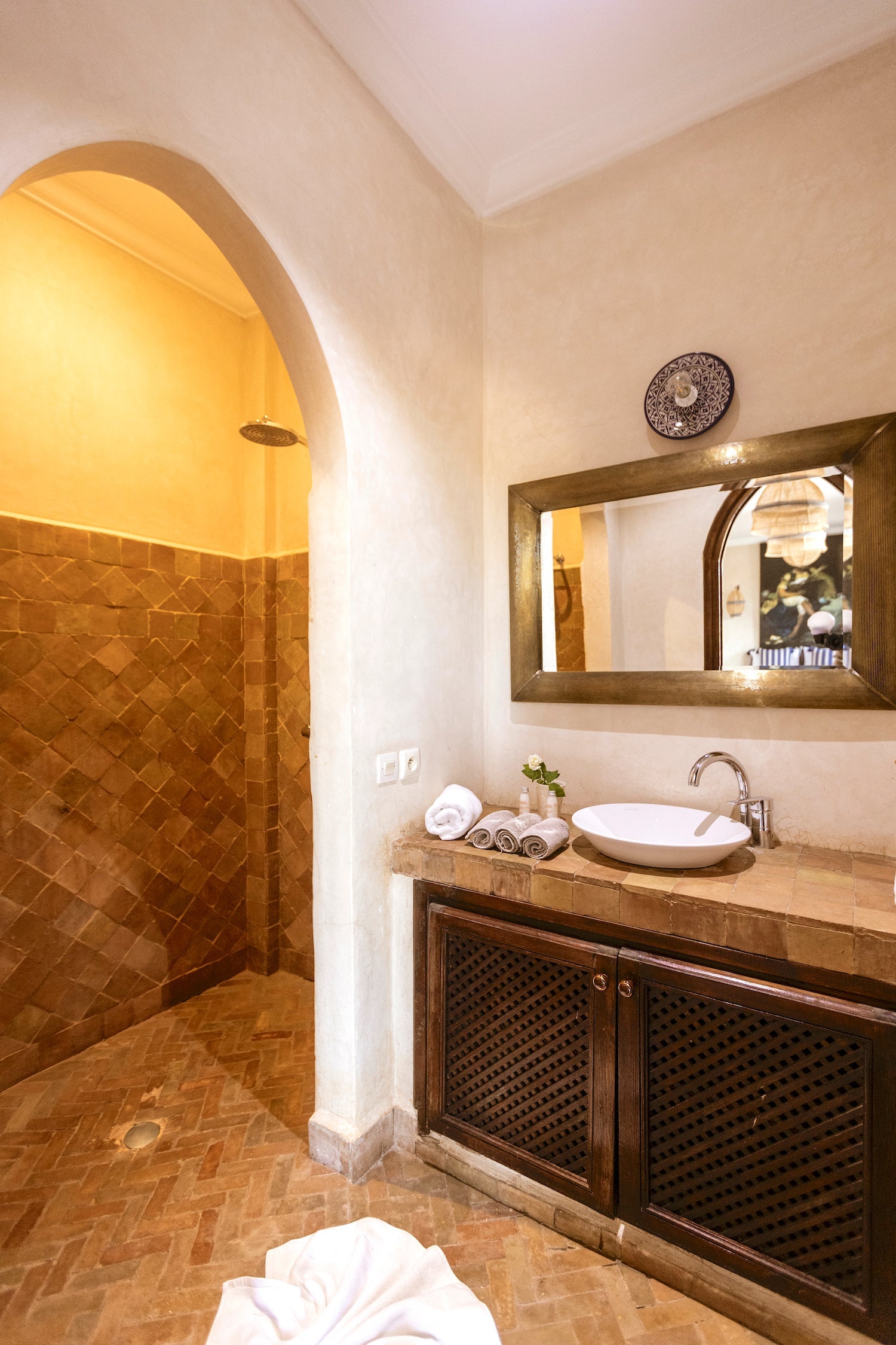 Palais Sena - The French Concierge