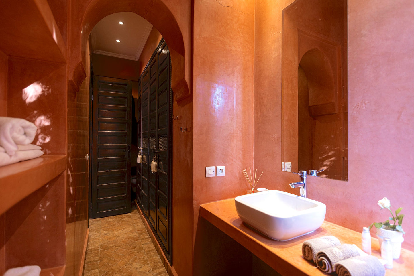 Palais Sena - The French Concierge
