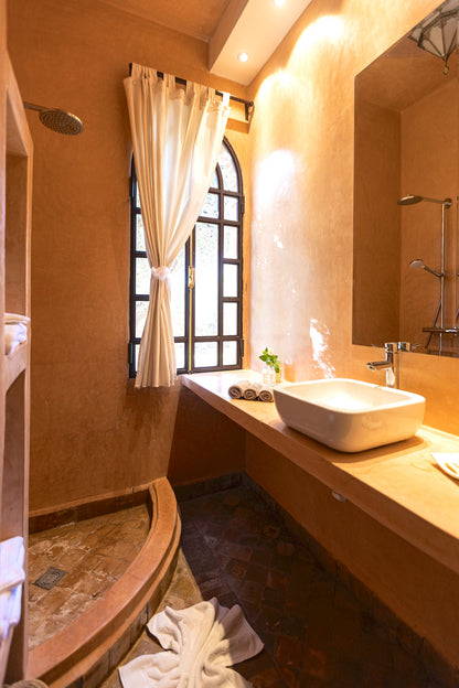 Palais Sena - The French Concierge