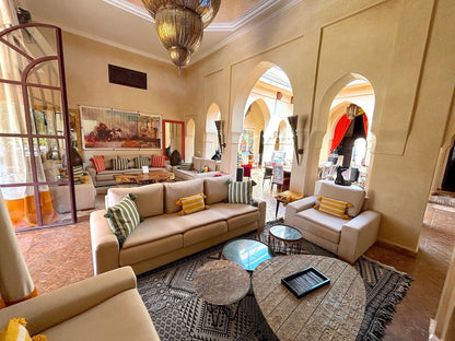 Palais Sena - The French Concierge
